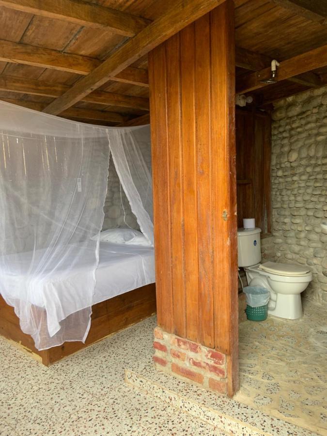 Ecohostal Palmares Del Rio Гуачака Экстерьер фото